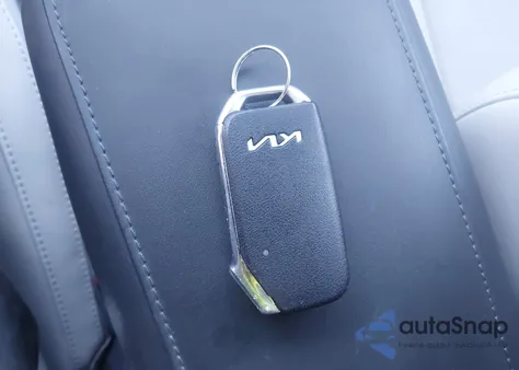 2023 Kia Niro Ex Touring z USA, uszkodzony, nr VIN KNDCR3LE9P5048606